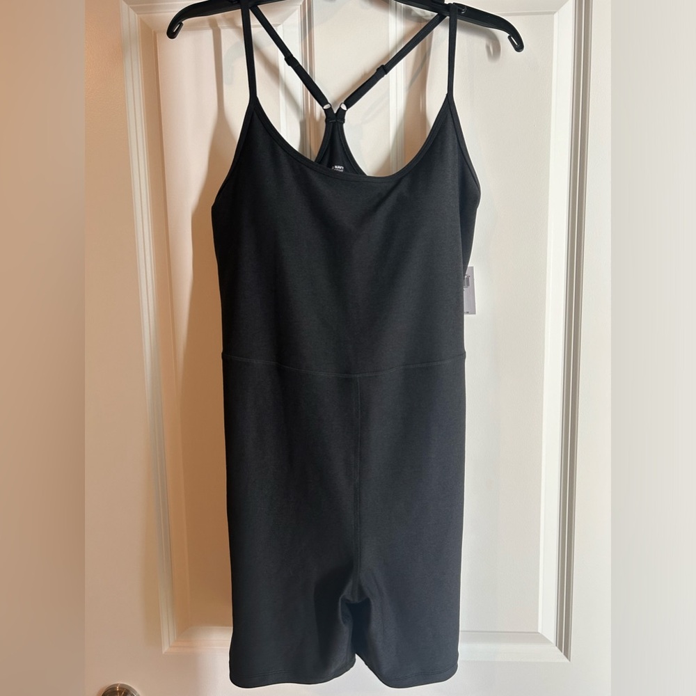 New with tags Old Navy Black racerback body suit (active cloud) size Large